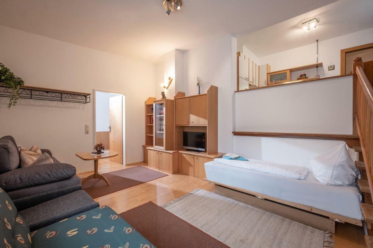 Gastehaus Amor Apartment Mayrhofen Exterior foto