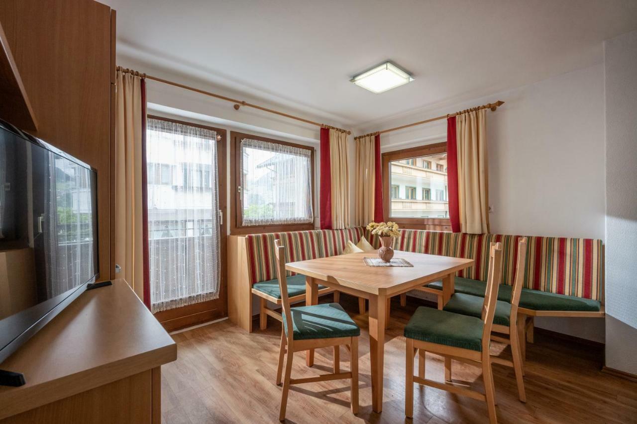 Gastehaus Amor Apartment Mayrhofen Exterior foto